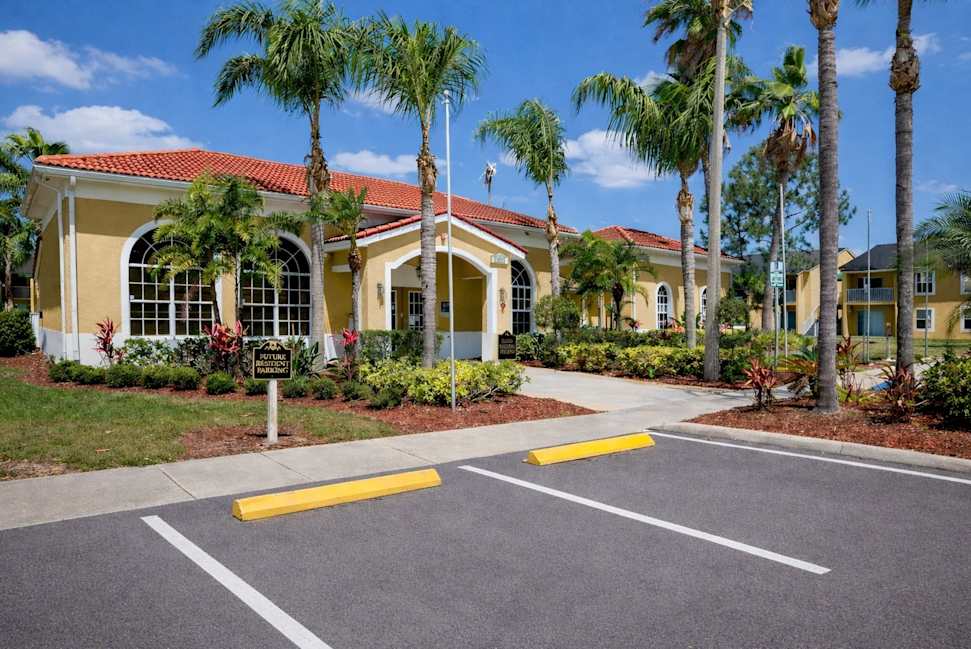 The Oaks at Ellenton 3 of 10