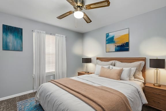 Ceiling Fan In Bedroom at Lifestyle at Shreveport Apartments, Louisiana