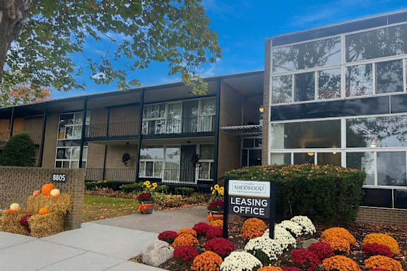Leasing Office Exterior at Sherwood Heights, Detroit, MI
