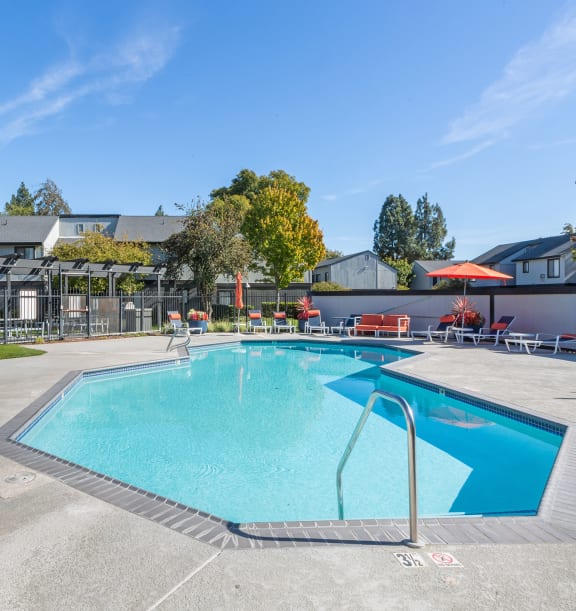 to Bridges on Sunset Apartments in Suisun City, CA