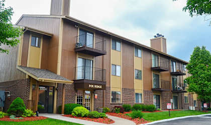 the building where the hotel is located