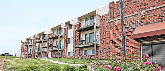 Tara Heights Exterior
