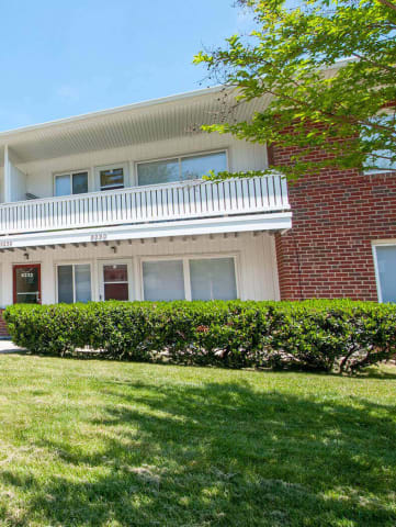 Lush Green Outdoor Spaces at Falls Village Apartments, Maryland, 21209