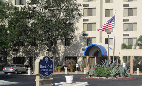 B'nai B'rith I, II, & III Deerfield apartments in Deerfield Beach exterior