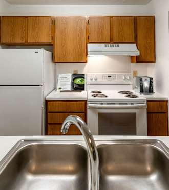 at Creekside Square Apartments, Indianapolis, IN 46254