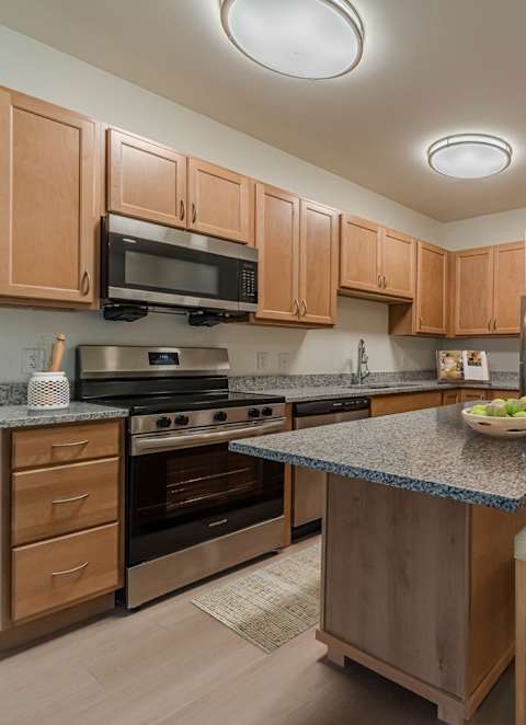 Exterior View at Shannon Reserve 55+ Apartments, Union City, GA, 30291