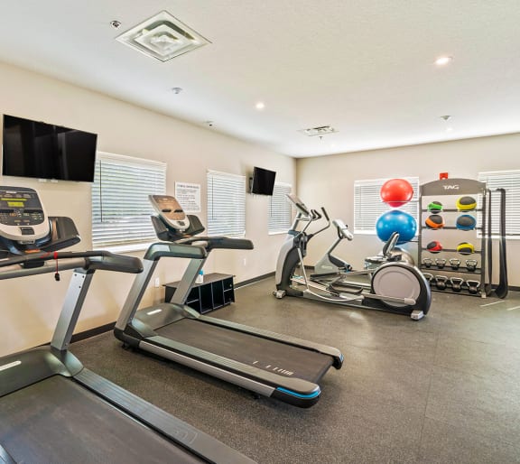 Dominium-Taylor Pointe-Fitness Center