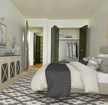 Gorgeous Bedroom at Huntington Place Apartments, Essexville, 48732