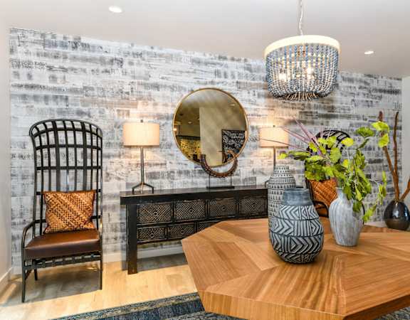 Foyer at 15Seventy Chesterfield Apartment Homes, Chesterfield, MO 63017