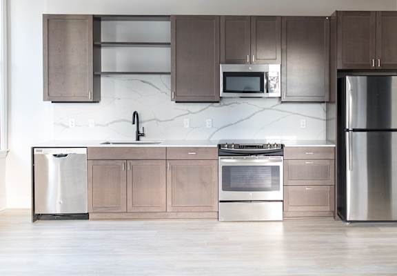 Modular kitchen at 35W, Detroit, 48226