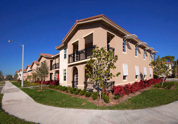 Exterior apartment building and walkway, Northpark at Scott Carver Apartments Miami, FL