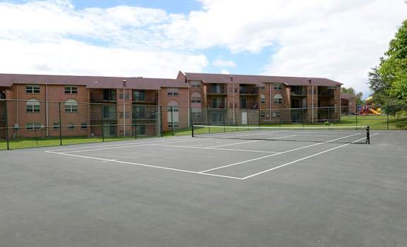 a tennis court  at Liberty Gardens Apartments, Baltimore