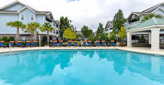 Pool at The Bluestone Apartments (7 of 8)