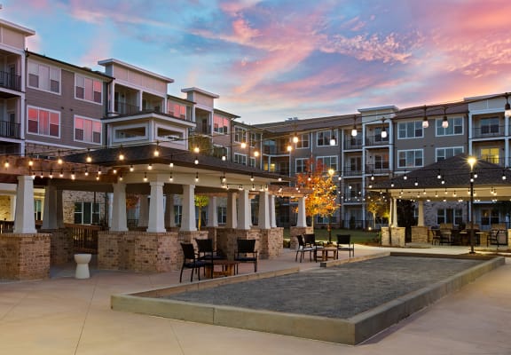 Dominium-Preserve at Peachtree Shoals-Sample Courtyard
