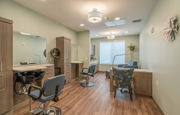 -Salon at Osprey Park 62+ Apartments, Florida, 34758