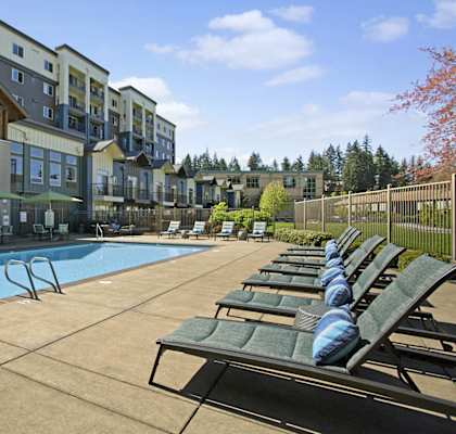 Resort Style Pool | Apartments For Rent In Shoreline WA | Echo Lake