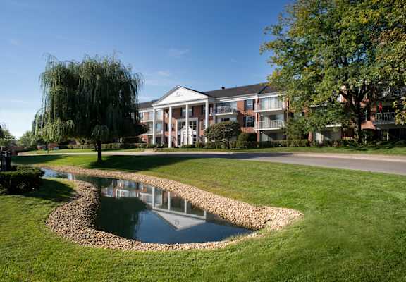 Outdoor at Versailles on the Lakes Oakbrook*, Illinois, 60181