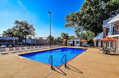 outdoor pool at apartments for rent