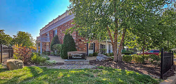 Heritage Estates Apartments in Affton