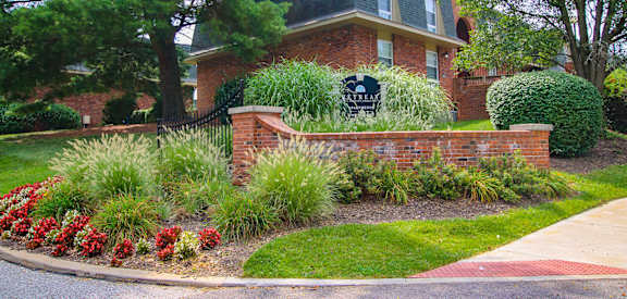 Retreat at Seven Trails Apartments