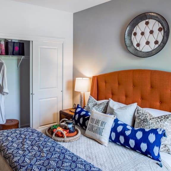 Queens Gate Apartments in Bound Brook, NJ