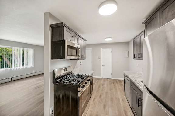 the preserve at ballantyne commons spacious kitchen with stainless steel appliances