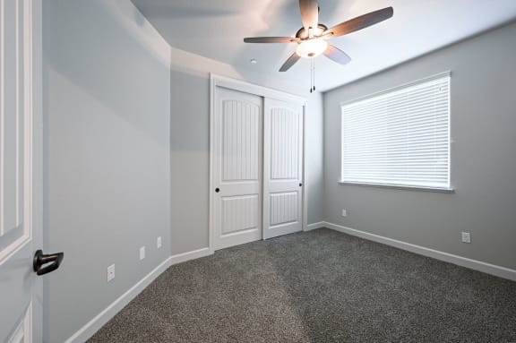 Vintage Visalia Bedroom With Ceiling Fan