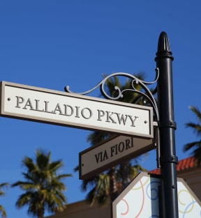 Palladio street sign