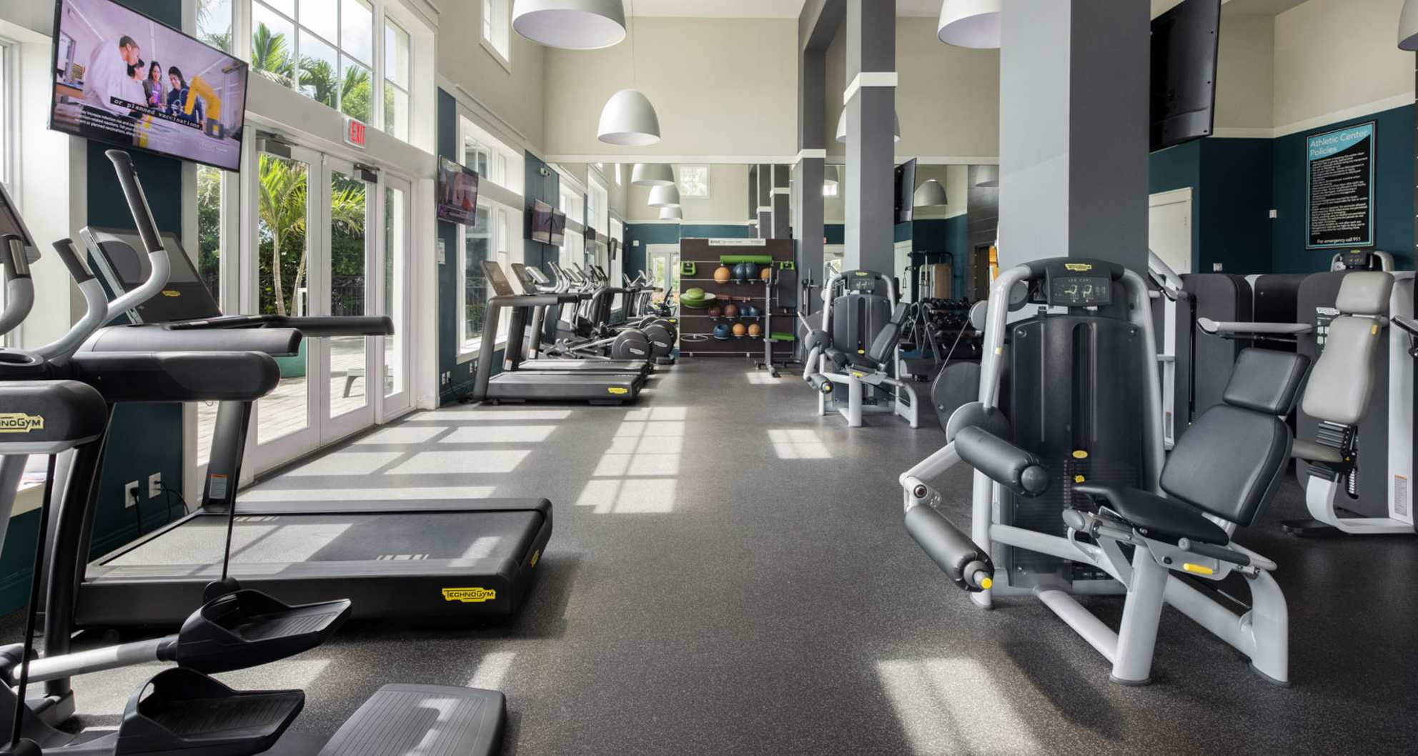 Gym at The Upton Apartments (5 of 8)