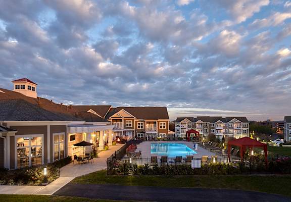 Community Overview with Pool, outdoor kitchen and buildings