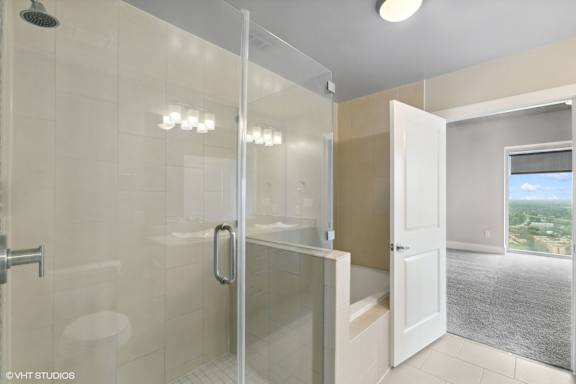Allure Hermann Park | Spa inspired bathroom