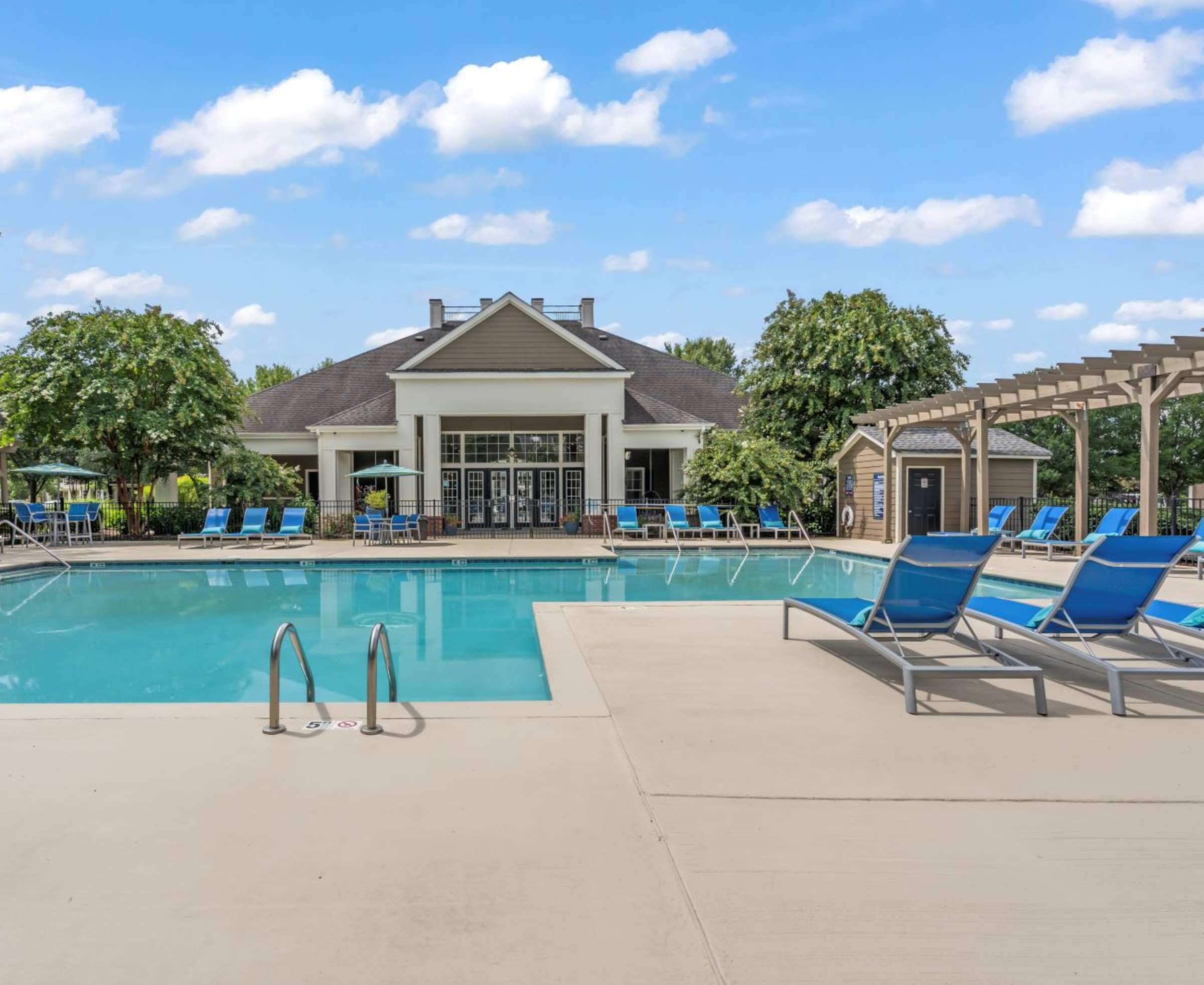 Pool at Fortress Grove (3 of 8)
