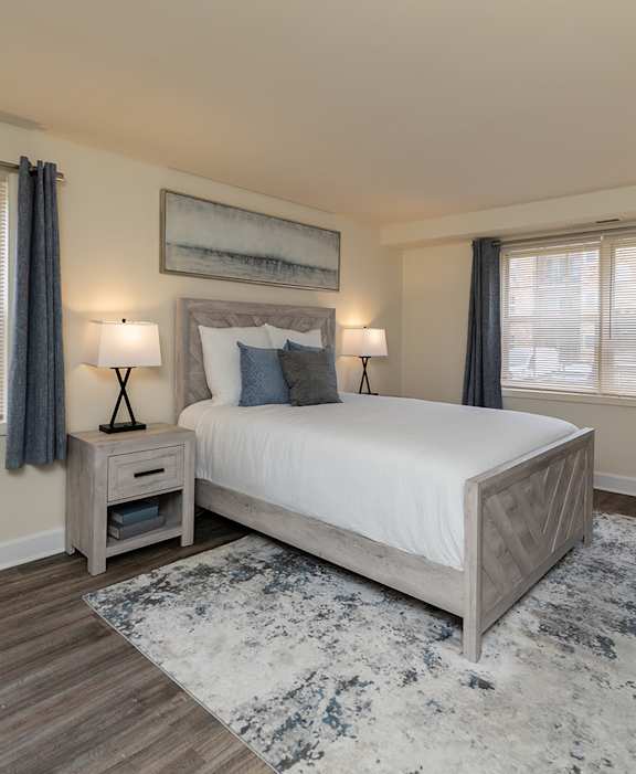 Large 1, 2, and 3 bedroom apartments in Towson