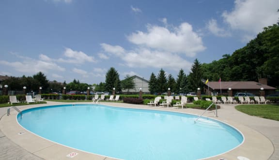Valley Stream Apartments | Maumee, OH