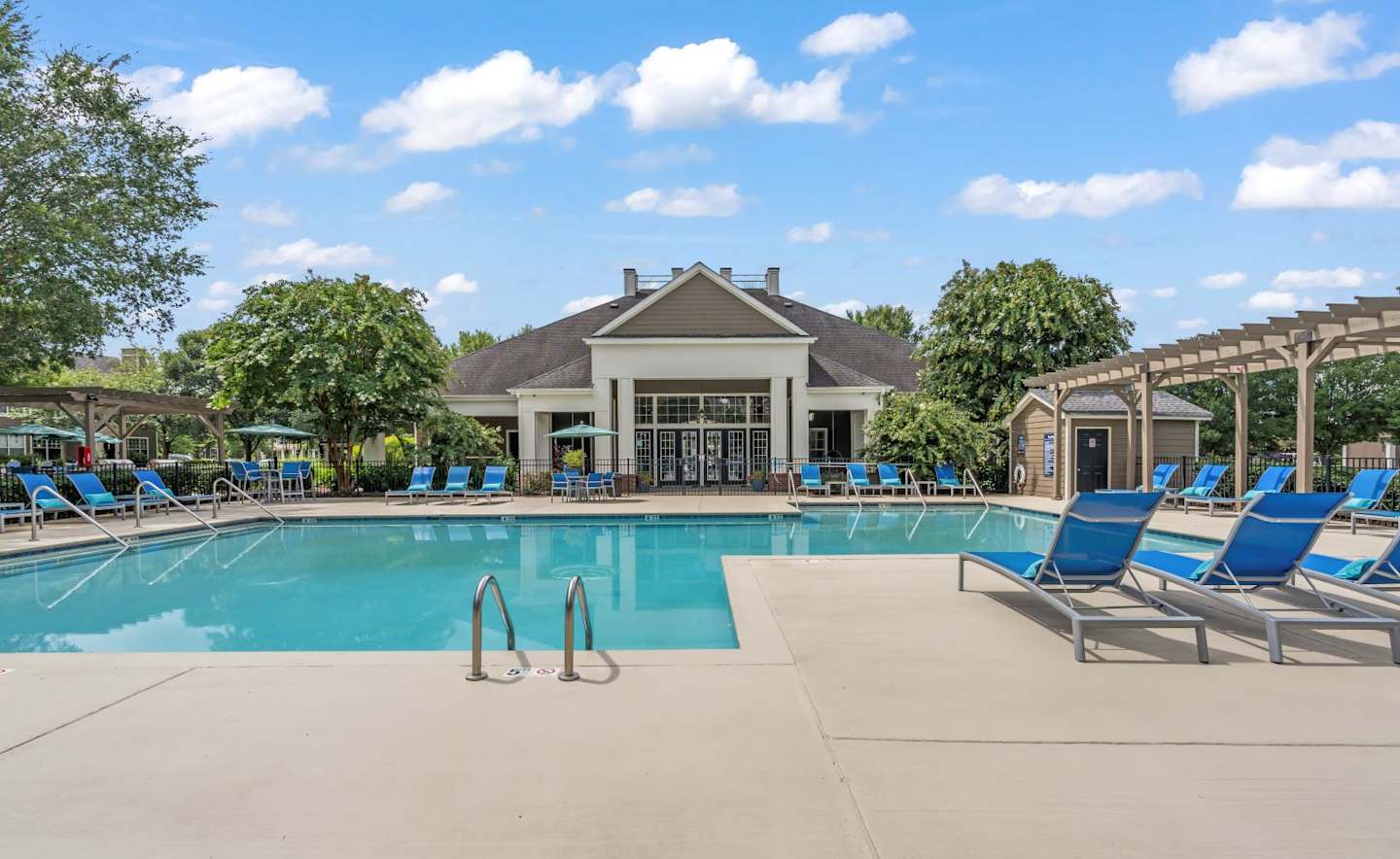 Pool at Fortress Grove (2 of 8)