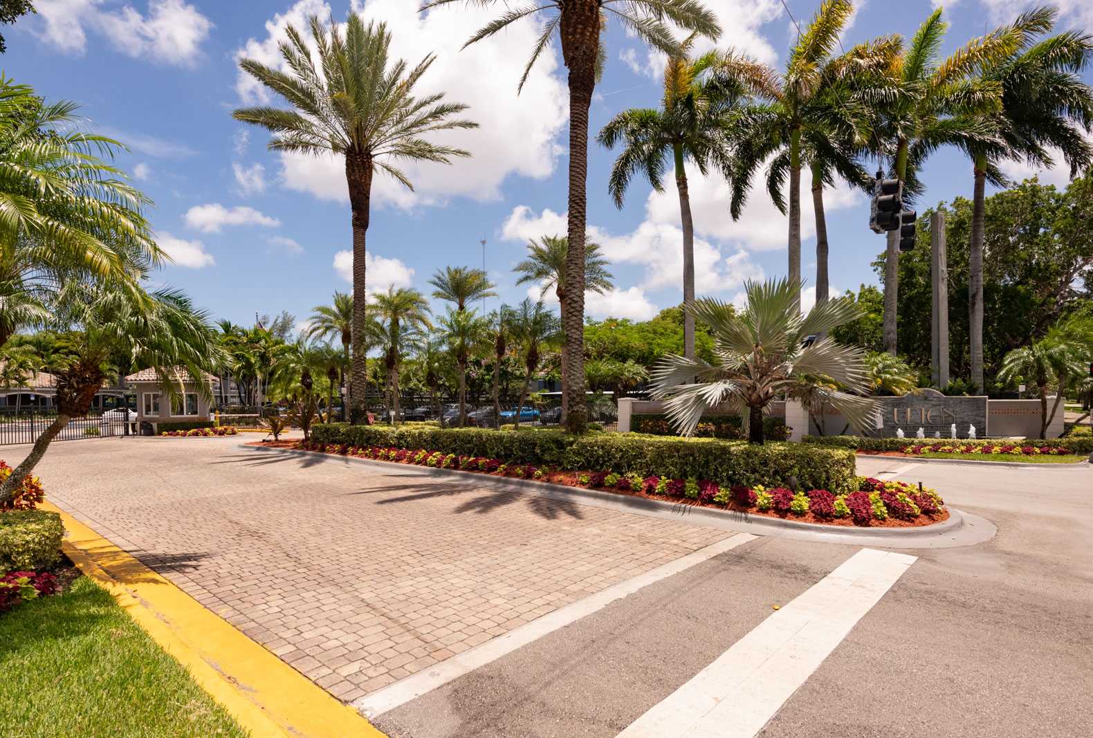 The Upton Apartment Homes in Hollywood, Florida 96 of 128