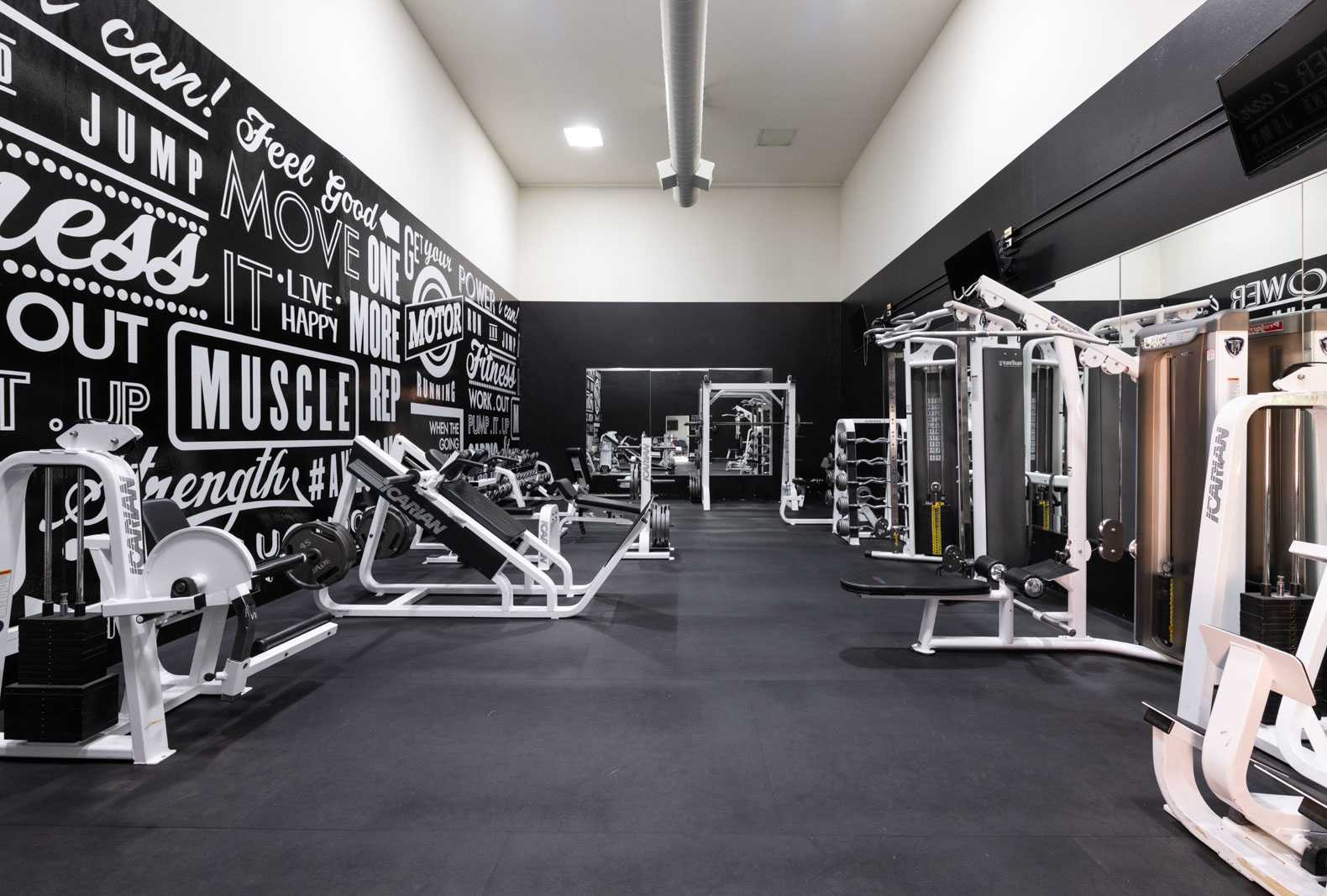 Gym at Eight20 Apartments (1 of 8)