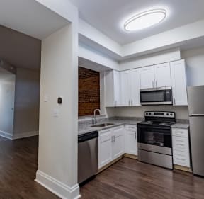 Apartments in Downtown Indianapolis Lockerbie Court Home