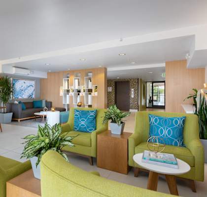 Clubroom with lounge area at Palo Alto Place, Palo Alto, California