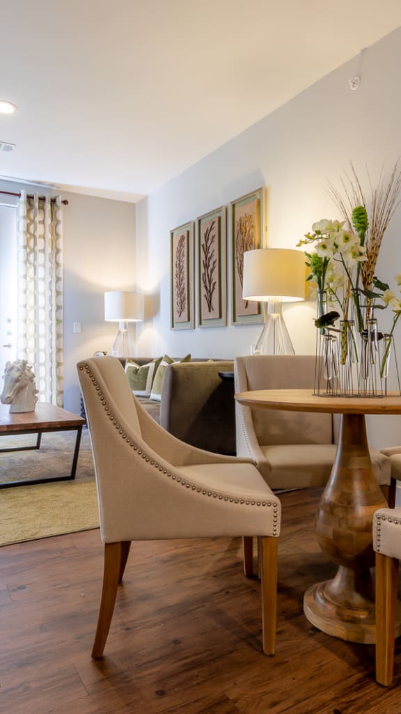 Apartments on Pennsylvania Ave, Kansas City 46 Penn