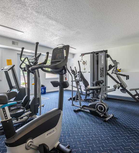Comfortable Bedroom at Winding Hills Apartments, Davenport, IA