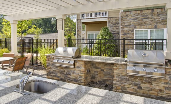 Grill at Enclave at Bailes Ridge Apartment Homes, Indian Land, SC