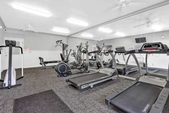Fitness Center at Kimberly Club Apartments, Davenport  52807