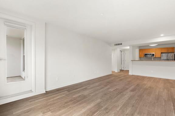 White Room at AVIA on Pike Street, Seattle, 98101