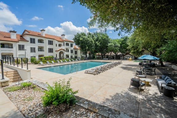 the residences at the r.j. reynolds building winston salem rooftop pool