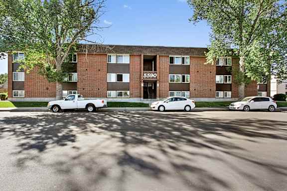 Off Street Parking at Warren Club, Colorado, 80227