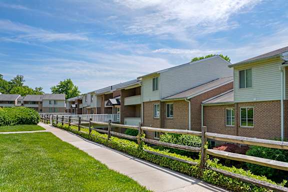 Garden Area at The Apartments at Saddle Brooke, Cockeysville, MD