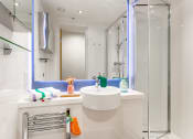Thumbnail 15 of 26 - The Shield, Newcastle - Classic Bronze En Suite, 3