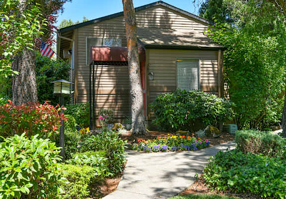 Gardenbrook exterior walkway
