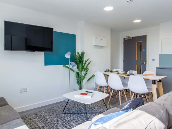The Gate, Sheffield -  Shared Kitchen and Living Area, 3